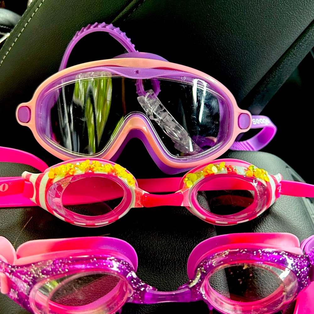 Kids - swimming goggles